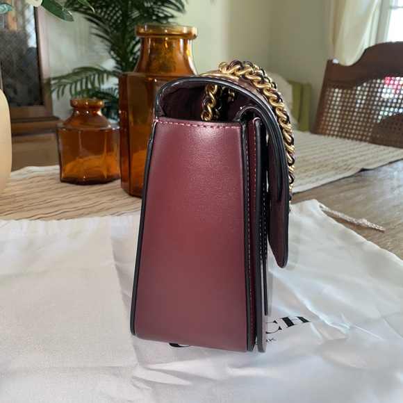 ✨Coach Madison Shoulder Bag ✨ - Picture 15 of 16